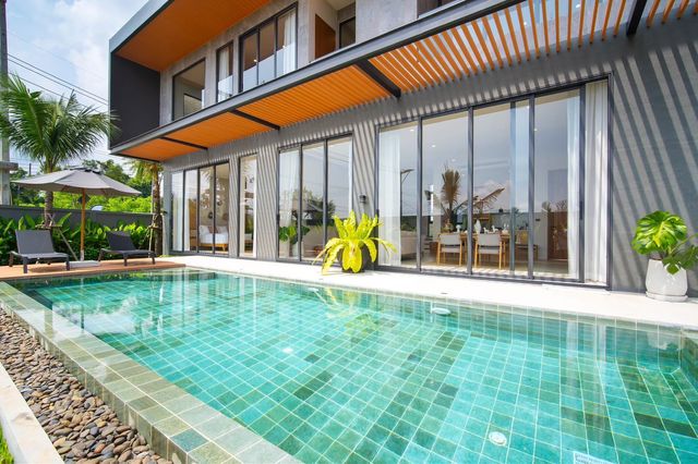 LINE_ALBUM_Long one type A_250331_1.jpg